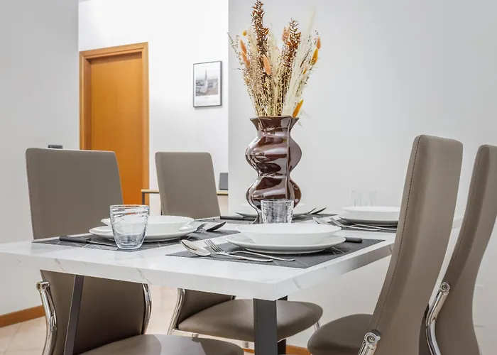 Parking & Free Wifi - Functional Διαμέρισμα Μόντενα