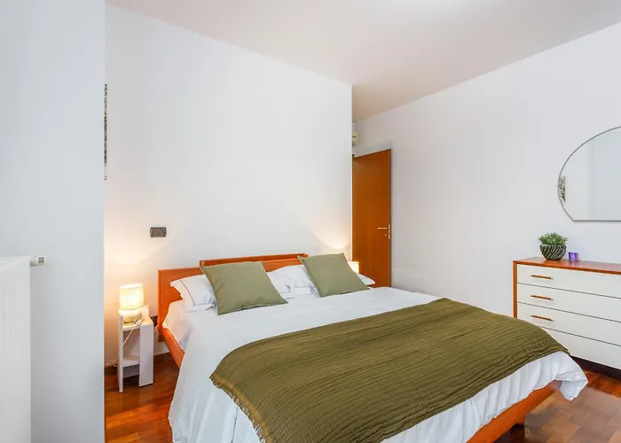 Διαμέρισμα Parking & Free Wifi - Functional *