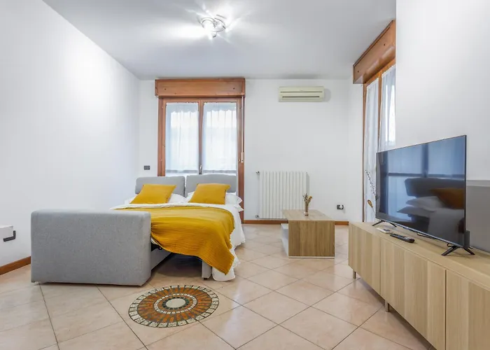 Parking & Free Wifi - Functional Μόντενα