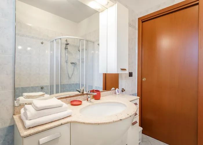 Parking & Free Wifi - Functional Διαμέρισμα Μόντενα